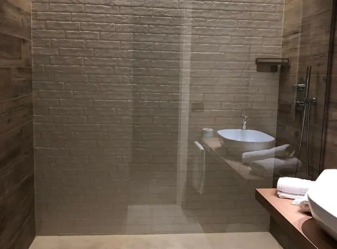 Hotel Ombra