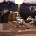 Ombra Hotel *