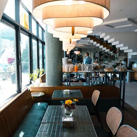 Ombra ريتشيوني