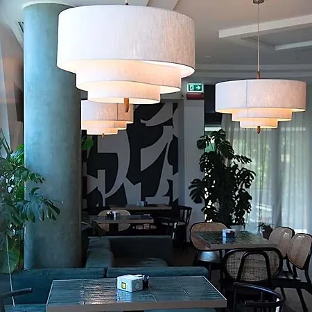 Ombra Hotel
