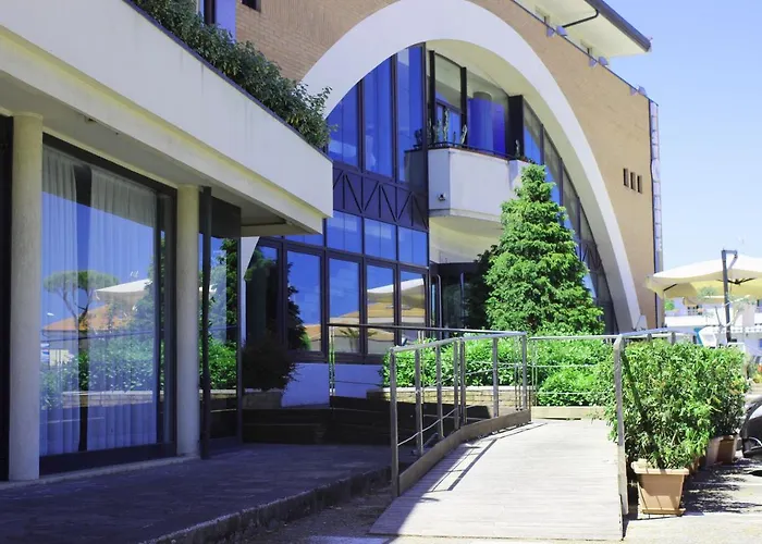 Hotel Ombra *
