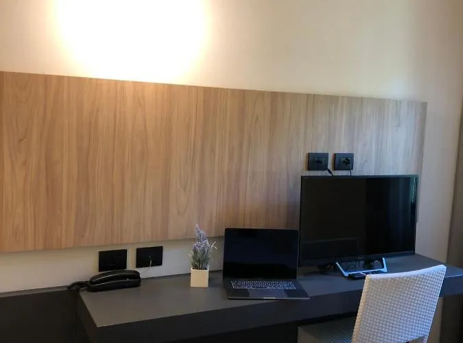 Hotel Ombra